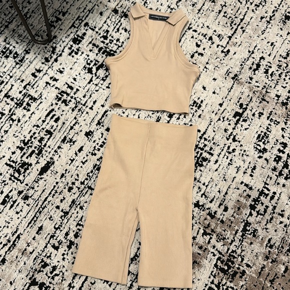 Manière de Voir Ribbed Biker Short Set - Picture 2 of 8